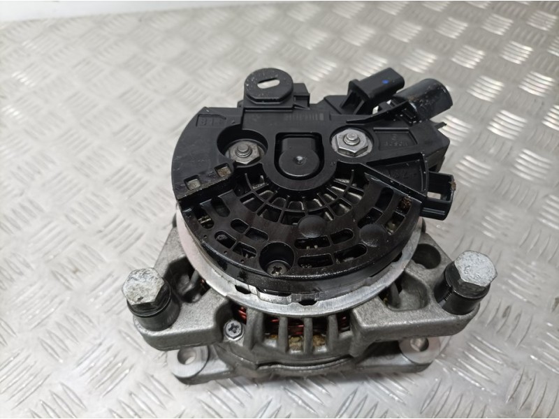 Recambio de alternador para mini mini (r56) cooper d referencia OEM IAM 7794970 0124525126 BOSCH
