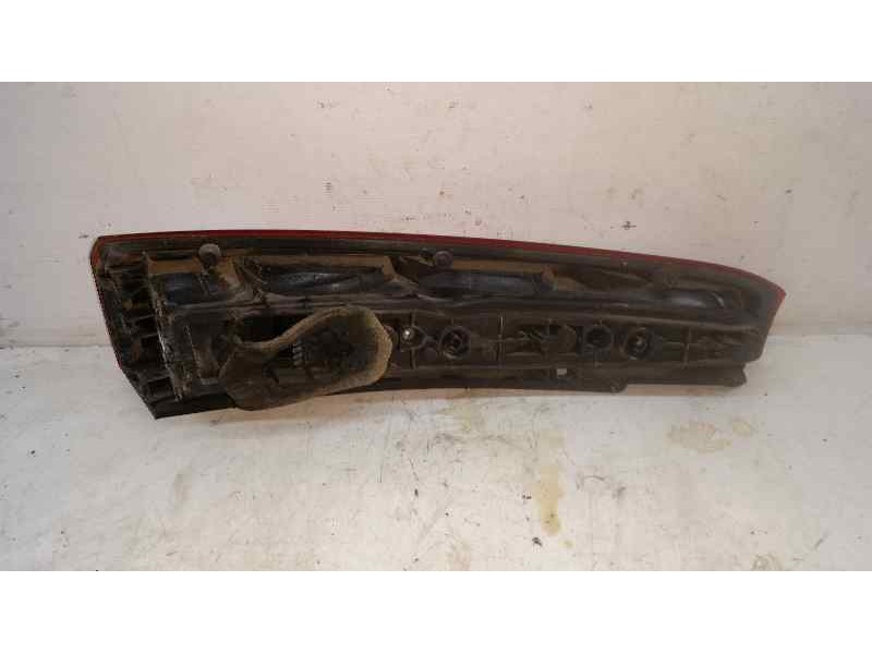 Recambio de piloto trasero derecho para opel meriva cosmo referencia OEM IAM   