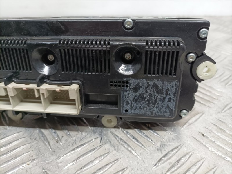 Recambio de mando climatizador para volkswagen golf v berlina (1k1) highline referencia OEM IAM 1K0907044BM  TOCADO