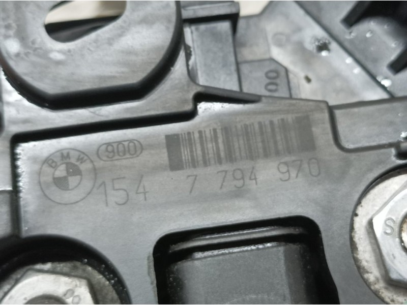 Recambio de alternador para mini mini (r56) cooper d referencia OEM IAM 7794970 0124525126 BOSCH