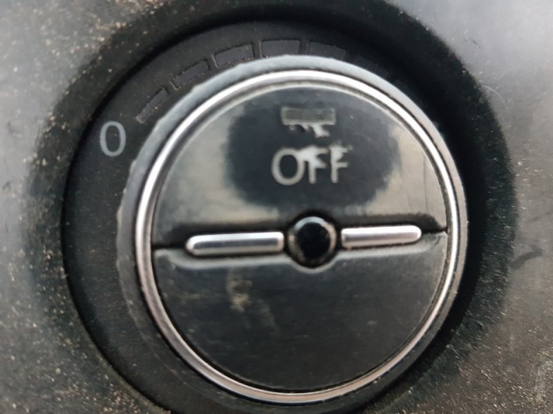 Recambio de mando climatizador para volkswagen golf v berlina (1k1) highline referencia OEM IAM 1K0907044BM  TOCADO