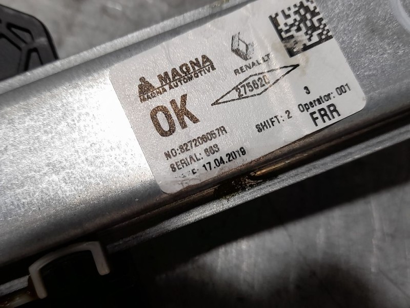 Recambio de elevalunas trasero derecho para dacia sandero stepway referencia OEM IAM 827206067R  ELECTRICO 2 PINES