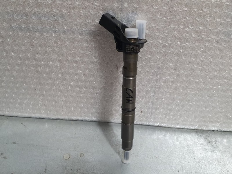 Recambio de inyector para audi a6 avant (4f2) 2.7 v6 24v tdi referencia OEM IAM 059130277CJ 0445116047 BOSCH