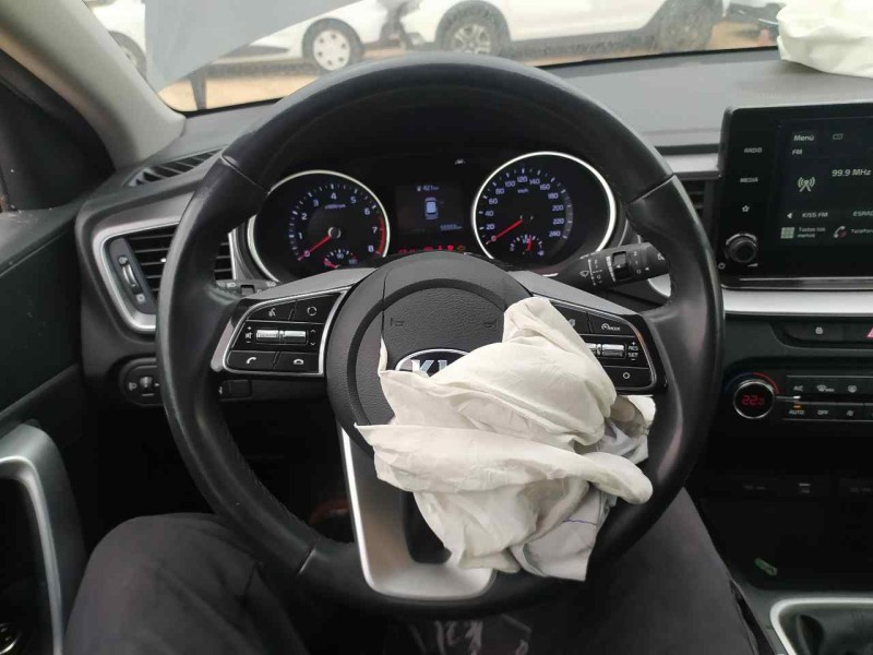 Recambio de volante para kia xceed drive referencia OEM IAM 56100J7470CEP  