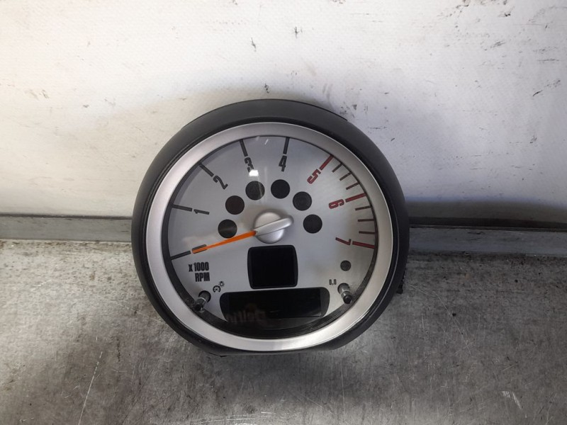 Recambio de cuadro instrumentos para mini mini (r56) cooper d referencia OEM IAM 920139102 BM0505042 REVOLUCIONES