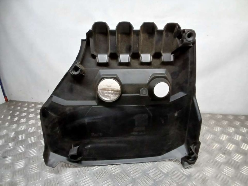 Recambio de tapa motor para seat leon (kl1) style referencia OEM IAM 05E103925P  