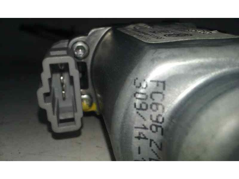 Recambio de elevalunas delantero derecho para seat mii (kf1) reference referencia OEM IAM 6RU959801 2 PINS ELECTRICO