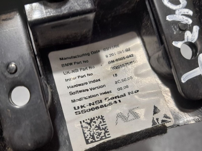 Recambio de cuadro instrumentos para mini mini (r56) cooper d referencia OEM IAM 920139102 BM0505042 REVOLUCIONES