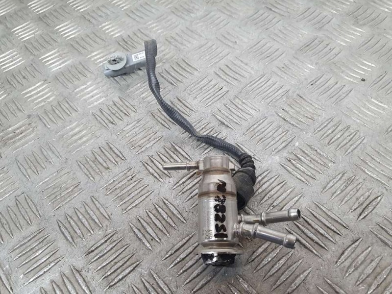 Recambio de inyector adblue para renault express van referencia OEM IAM 208995377R A2C39941900 