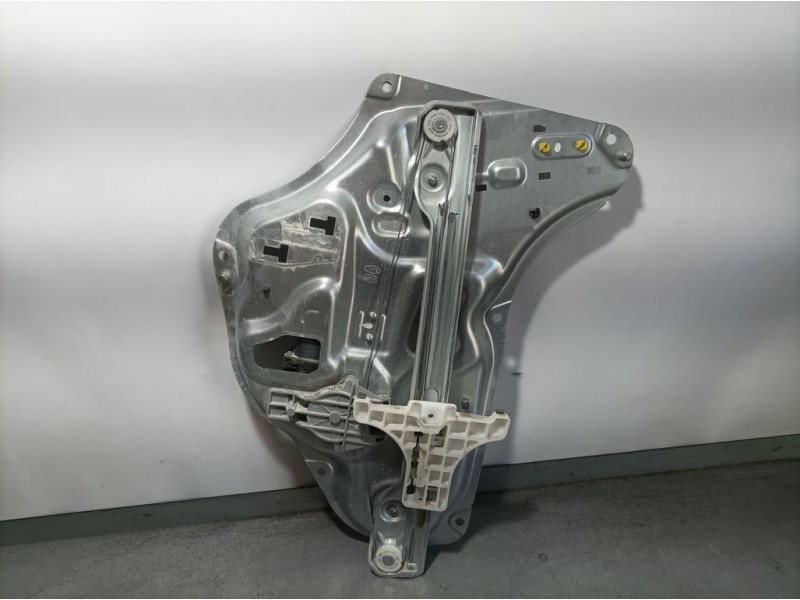 Recambio de elevalunas trasero derecho para hyundai ix35 comfort 2wd referencia OEM IAM 834802Y010  ELECTRICO 2 PINS