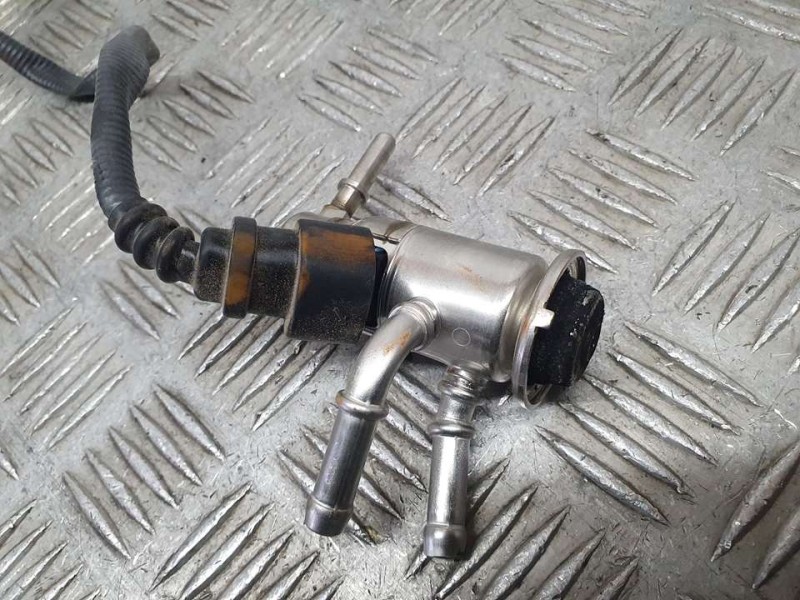 Recambio de inyector adblue para renault express van referencia OEM IAM 208995377R A2C39941900 