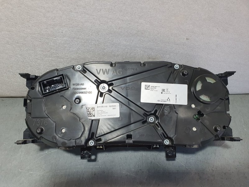 Recambio de cuadro instrumentos para volkswagen polo advance referencia OEM IAM 2G0920740C  