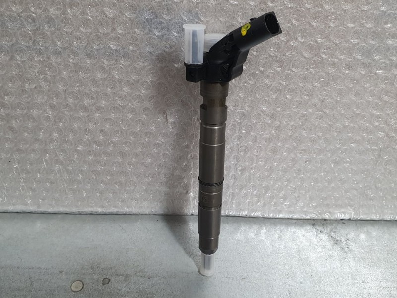 Recambio de inyector para audi a6 avant (4f2) 2.7 v6 24v tdi referencia OEM IAM 059130277CJ 0445116047 BOSCH