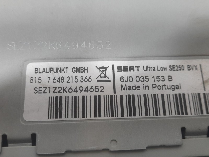 Recambio de sistema audio / radio cd para seat ibiza (6j5) reference referencia OEM IAM 6J0035153B 8157648215366 BLAQUPUNKT