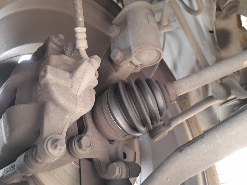 Recambio de mangueta delantera derecha para nissan micra v (k14) 1.0 referencia OEM IAM 400145FA0A  