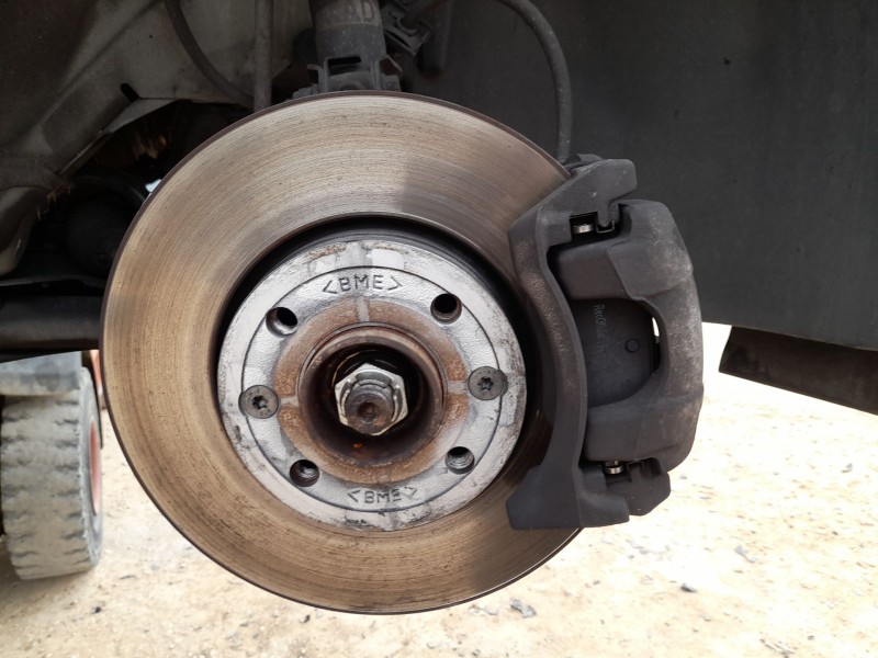 Recambio de mangueta delantera derecha para nissan micra v (k14) 1.0 referencia OEM IAM 400145FA0A  