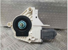 MOTOR ELEVALUNAS TRASERO DERECHO 8K0959812A 1101919813201 BROSE