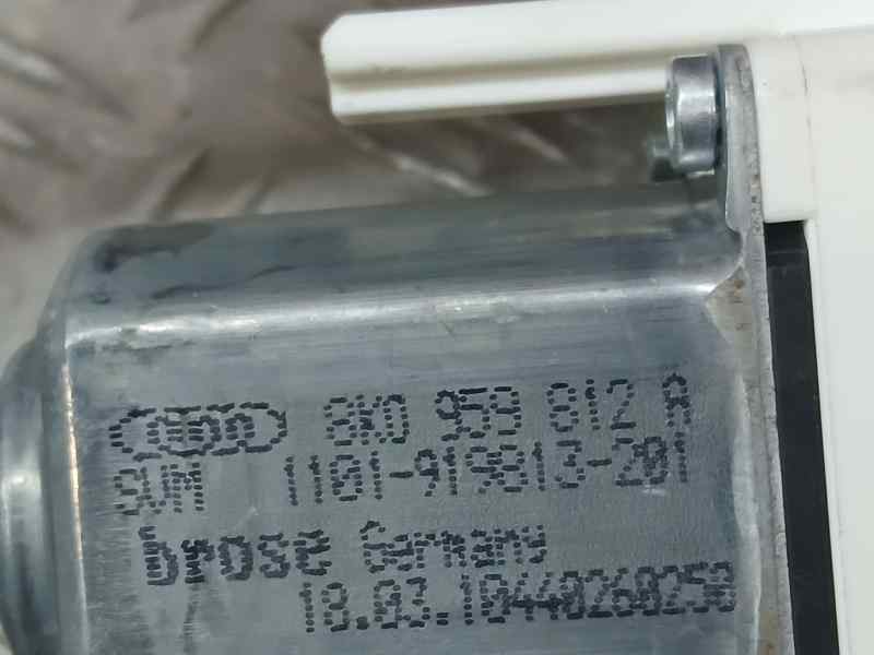Recambio de motor elevalunas trasero derecho para audi a4 ber. (b8) básico referencia OEM IAM 8K0959812A 1101919813201 BROSE