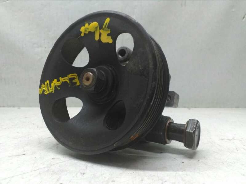 Recambio de bomba direccion para hyundai elantra (xd) 2.0 crdi comfort (4-ptas.) referencia OEM IAM 5710020200  YOUNG SHIN