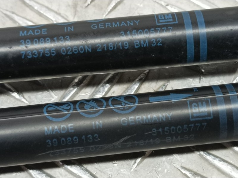 Recambio de amortiguadores maletero / porton para opel corsa e edition referencia OEM IAM 39089133  PAREJA
