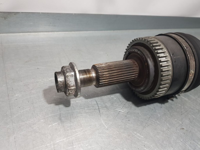 Recambio de transmision delantera derecha para hyundai ix35 comfort 2wd referencia OEM IAM 495012Y930SJ  