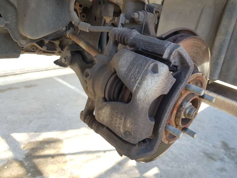 Recambio de pinza freno delantera izquierda para ford ka+ ultimate referencia OEM IAM E4B12B302AA  