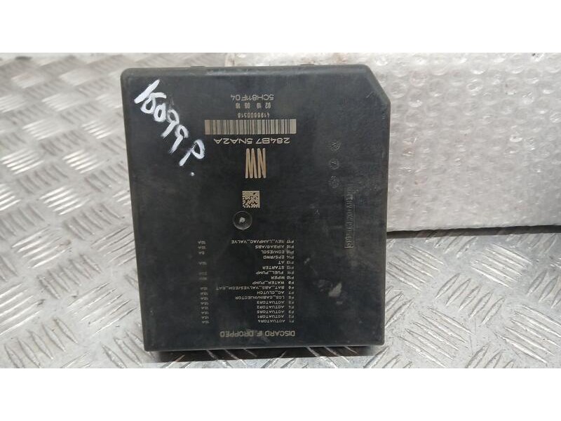 Recambio de caja reles / fusibles para nissan qashqai ii (j11, j11_) 1.2 dig-t referencia OEM IAM 284B75NA2A  4196600518