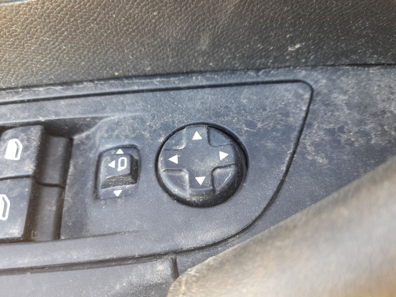 Recambio de mando elevalunas delantero izquierdo para peugeot 2008 ii (ud_, us_, uy_, uj_, ur_, uc_) 1.2 puretech 130 referencia