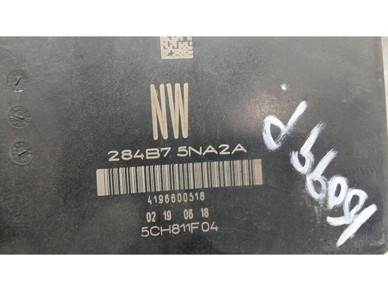 Recambio de caja reles / fusibles para nissan qashqai ii (j11, j11_) 1.2 dig-t referencia OEM IAM 284B75NA2A  4196600518