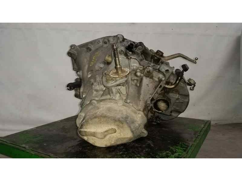 Recambio de caja cambios para peugeot 206 berlina xr referencia OEM IAM 20DL72 2033960A 5VELOCIDADES