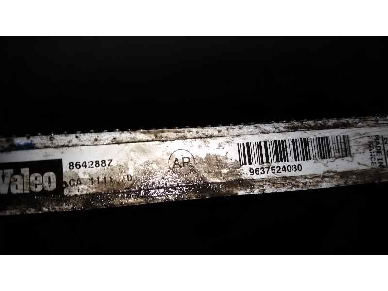 Recambio de condensador / radiador aire acondicionado para peugeot 206 berlina xr referencia OEM IAM 864288Z 9637524080 VALEO