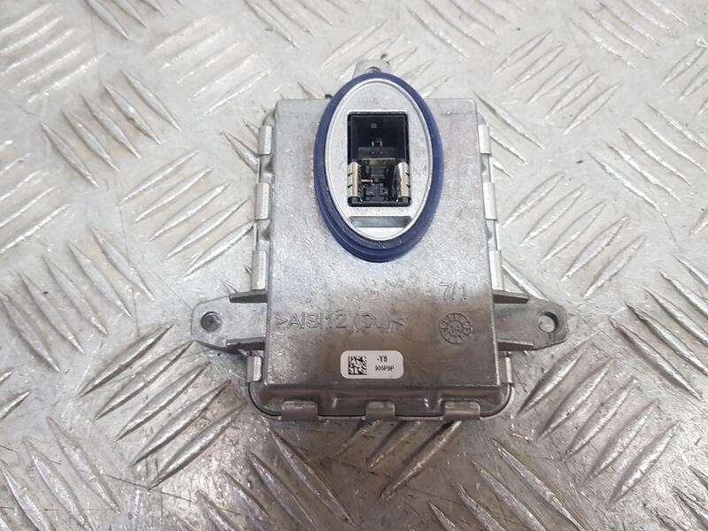 Recambio de centralita faros xenon para bmw serie 3 lim. (f30) 318 d referencia OEM IAM 7296090 IZQUIERDO 