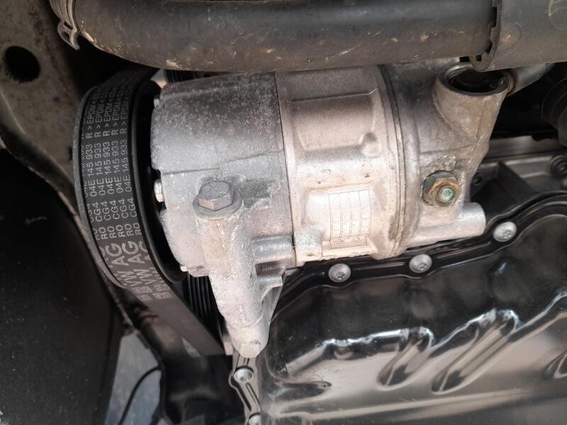 Recambio de compresor aire acondicionado para volkswagen tiguan (ad1, ax1) 1.4 tsi referencia OEM IAM 5Q0816803B  
