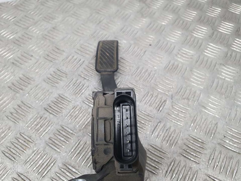 Recambio de potenciometro pedal para ford fiesta (ccn) trend referencia OEM IAM 8V219F836AB 6PV00951720 
