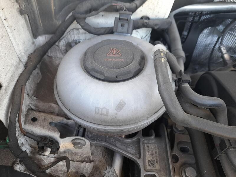 Recambio de deposito expansion para volkswagen tiguan (ad1, ax1) 1.4 tsi referencia OEM IAM 5Q0121407M  