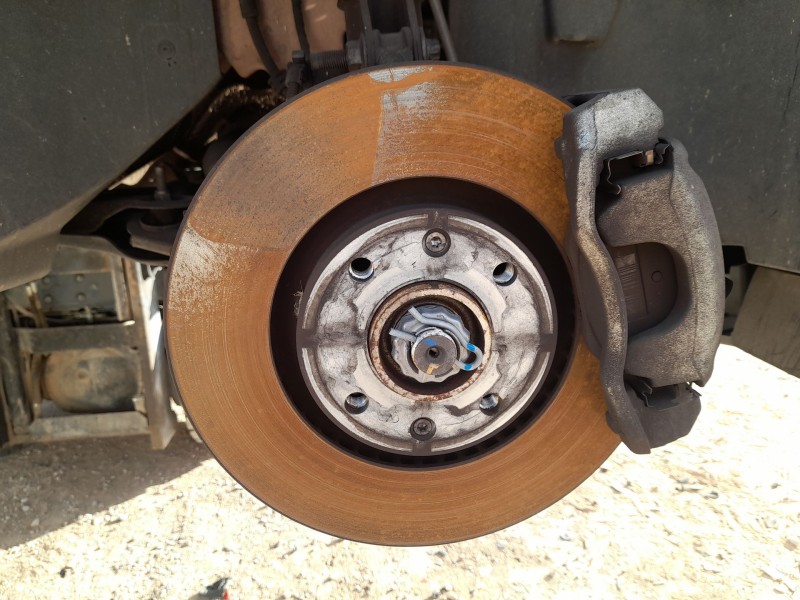 Recambio de mangueta delantera derecha para peugeot 2008 ii (ud_, us_, uy_, uj_, ur_, uc_) 1.2 puretech 130 referencia OEM IAM 9