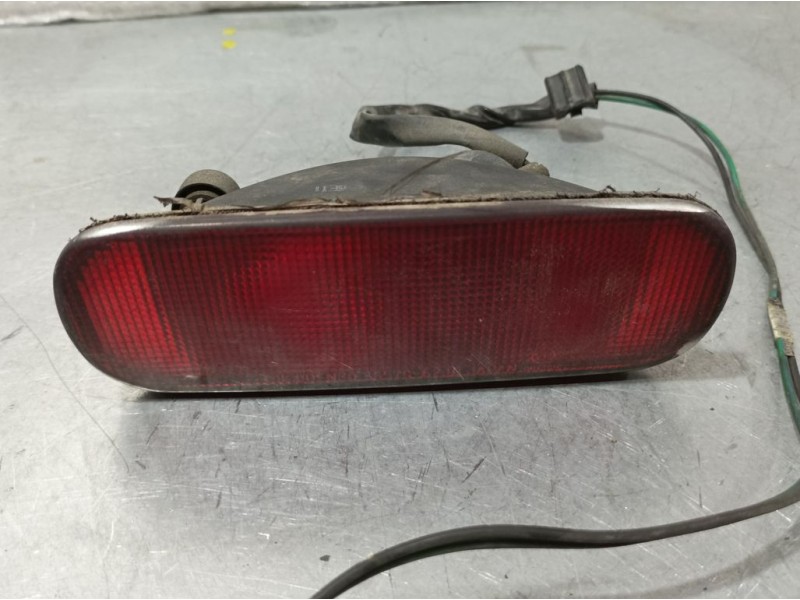 Recambio de piloto trasero central para suzuki swift berlina (mz) gl (5-ptas.) referencia OEM IAM 3657462J00000  PARAGOLPES