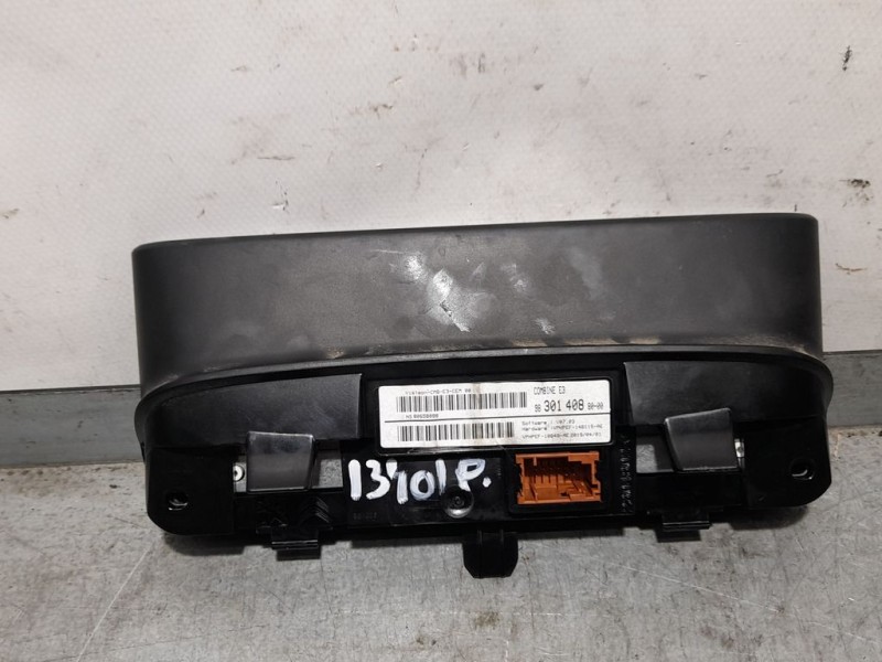 Recambio de cuadro instrumentos para citroën c4 cactus live referencia OEM IAM 9830140880 CMBE3CEM00 VISTEON