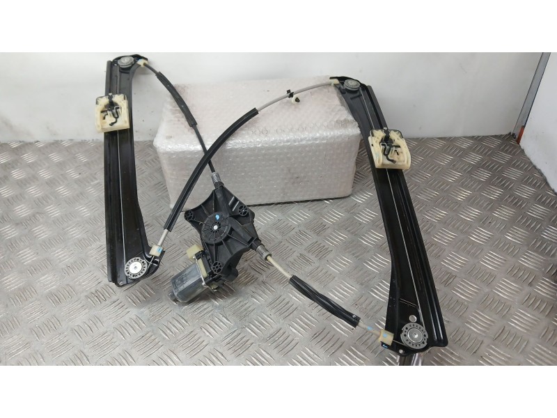 Recambio de elevalunas delantero derecho para volkswagen tiguan (ad1, ax1) 1.4 tsi referencia OEM IAM 5NA837462A  