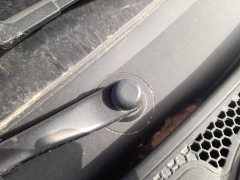 Recambio de motor limpia delantero para peugeot 2008 ii (ud_, us_, uy_, uj_, ur_, uc_) 1.2 puretech 130 referencia OEM IAM 98247