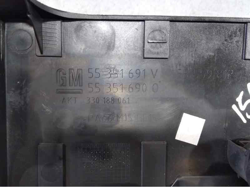 Recambio de tapa motor para opel meriva cosmo referencia OEM IAM 55351690  