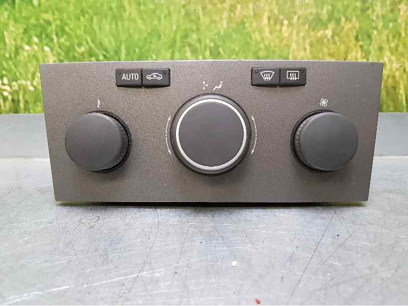 Recambio de mando climatizador para opel astra h berlina cosmo referencia OEM IAM 13122963 901512400003 