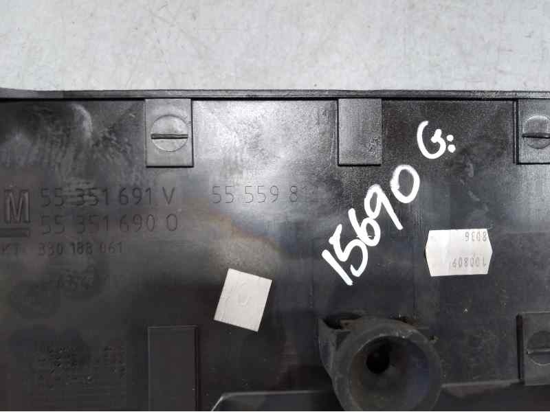 Recambio de tapa motor para opel meriva cosmo referencia OEM IAM 55351690  