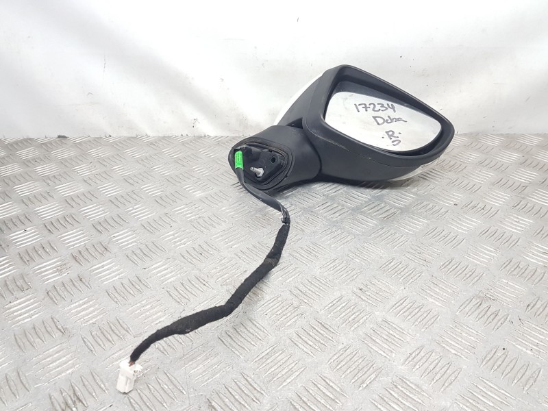 Recambio de retrovisor derecho para nissan micra v (k14) 1.0 referencia OEM IAM 22275002 ELECTRICO 5 CABLES 