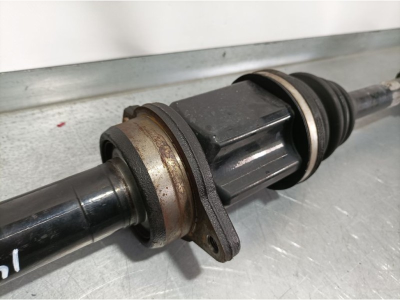 Recambio de transmision delantera derecha para toyota avensis (t27) advance referencia OEM IAM 4341005481  