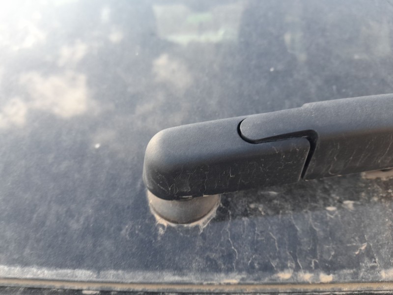 Recambio de motor limpia trasero para peugeot 2008 ii (ud_, us_, uy_, uj_, ur_, uc_) 1.2 puretech 130 referencia OEM IAM 9819900