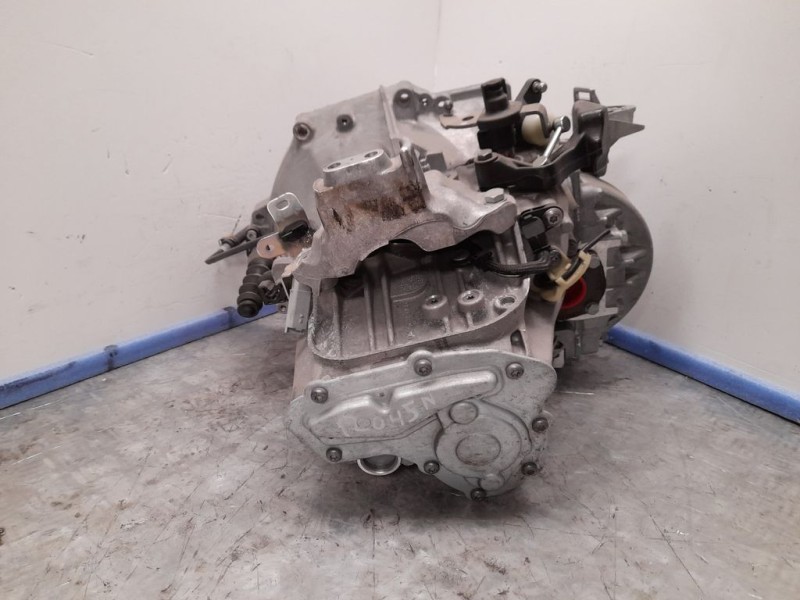 Recambio de caja cambios para peugeot 308 allure referencia OEM IAM 20MB53 0802882 6VELOCIDADES