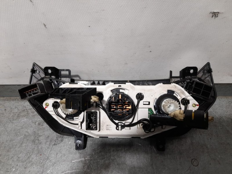 Recambio de mando climatizador para chevrolet aveo ls referencia OEM IAM SIN REF  