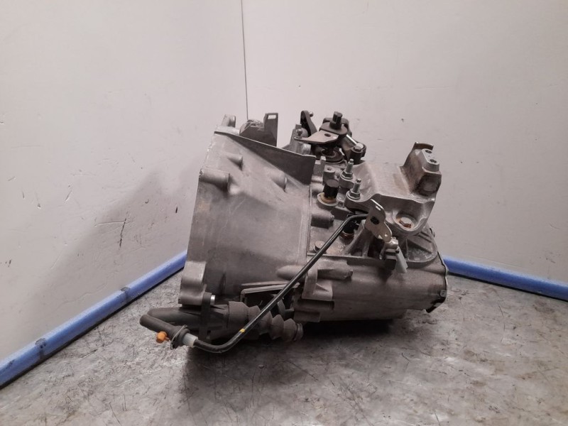 Recambio de caja cambios para peugeot 308 allure referencia OEM IAM 20MB53 0802882 6VELOCIDADES