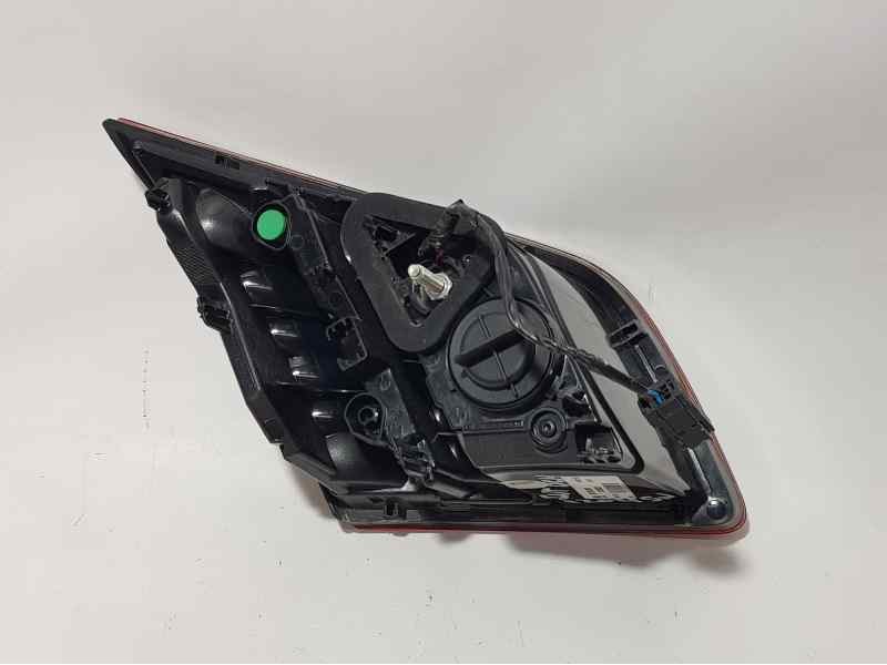 Recambio de piloto trasero derecho para peugeot 308 allure referencia OEM IAM 9677818280 81260201 INTERIOR